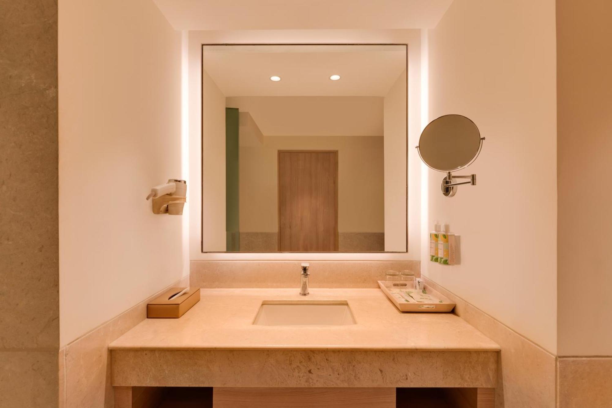 Lemon Tree Premier Hitec City Hyderabad Exterior foto